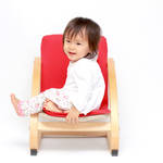 子どもの椅子はどう選ぶ？種類別おすすめ椅子とDIYの方法を紹介