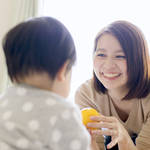 赤ちゃんの教育はいつから始める？必要なことや人気の教材