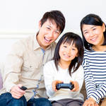 子どもにゲームをいつからやらせる？時間制限や親子で楽しむアプリ