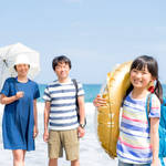 子どもと一緒に海へ行こう！必需品や便利グッズ、注意点をご紹介