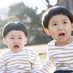 年子の上の子が赤ちゃん返り？上の子への接し方や楽になる考え方
