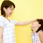 幼児期は褒めて伸ばそう。効果的な褒め方とやってはいけない褒め方
