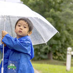 子どもの傘はいつからが良い?使用する時期や選び方と使用時のマナー