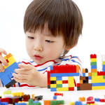 幼児期に想像力を伸ばそう!遊びのアイデアや親の関わり方を紹介