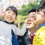 双子が通う幼稚園選び。費用やクラス分けについて知っておこう
