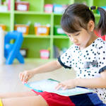 幼児期の読み書き能力の上達法。上達する読み書きの注意点や教え方