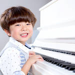 子育てにおすすめはピアノ！教室の選び方や練習のコツについて