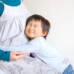出産時の上の子問題。預け先や赤ちゃん返りなど様々な対処法をご紹介