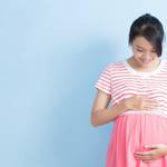 妊婦健診にはどんなコーデで行く?マタニティウェアの選び方や注意点