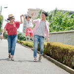 楽しく歩いて元気な子どもを育てよう！楽しく歩くコツや歩育効果