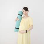 マタニティエクササイズで安産に!妊娠初期から臨月までできる方法