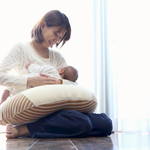 母乳育児でミルクは足していい?足すときのコツと混合育児のメリット