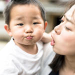 つい子どもを怒ってしまうママ。原因や子どもへの影響と対応のコツ