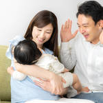 赤ちゃんが笑う理由は?いないいないばぁの上手なやり方とメリット