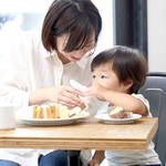 子どものストローコップはどれがいい?上手な選び方と清潔に保つ方法