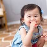 赤ちゃんがゴミ箱になんでも捨てる!理由や対策、遊びのアイデア