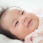 赤ちゃんが寝るときによだれを出す理由は?よだれの対処法と注意点