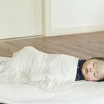 秋は綿毛布で赤ちゃん快適!綿毛布の特徴や使い方と洗い方のポイント