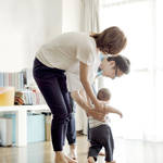 子どもが歩くのは何歳から?歩きはじめるきっかけや練習方法を知ろう