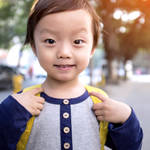 アウトドアやお散歩は幼児用リュックで!選び方のポイントとメリット