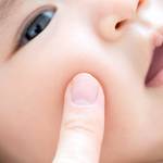 赤ちゃんの冬の肌荒れが心配…。赤ちゃんの肌を守る対策方法とは?