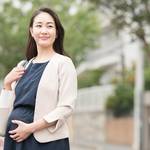 出産で休暇を取るにはどうすればよい?産休や育休の申請方法や注意点