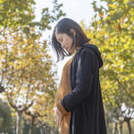 秋生まれの赤ちゃんの短肌着。おすすめの素材と簡単な重ね着方法