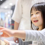 子どもの冬物をセールでお得に!来年用の服を買うときのコツと注意点