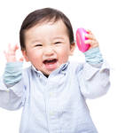 くしゃみで赤ちゃんが笑うのはなぜ？笑う理由ともっと笑顔になる遊び
