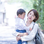 母子家庭の仕事探しは大変!大変な理由や資格取得、求人媒体について