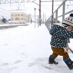 幼児におすすめの冬靴はスノーブーツ！靴の選び方と雪道の歩き方
