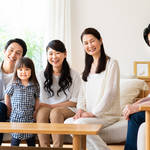 実家同居がもたらす夫婦生活への影響とは?家族円満の秘訣をご紹介