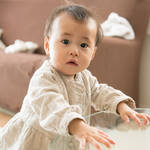 1歳1カ月ってどんな時期?遊び方や離乳食、発達の不安を軽減しよう