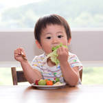風邪の予防や骨の健康に緑の野菜を！子どもの野菜嫌いをなおすコツ