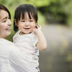 1歳の赤ちゃんとの遊び方のコツは?ママと楽しむ室内遊びや外遊び