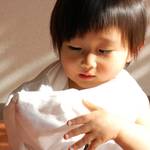 服を嫌がる3歳児に困った！自主性を育みながら楽しくお着替えのコツ