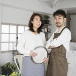 夫婦で喫茶店を開業するには?手続きや子育てと経営を両立するコツ