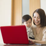 ママにぴったりな在宅デザイナーとは？仕事と子育てを両立するコツ