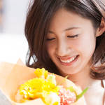 結婚記念日に花のプレゼント!おすすめの花の種類やアイテム