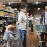 子どもがお店でかんしゃくを起こす！そんなときの原因と対処法