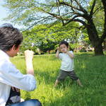 4歳は見立て遊びからごっこ遊びへの発展期！創造力をはぐくむ遊び方