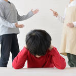 パパとの大喧嘩で子どもに悪影響？喧嘩の理由や仲直りする方法を紹介