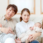 双子が発覚するのは妊娠何週目？多胎児妊娠ならではの症状や注意点も
