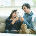 結婚5年目をお祝いしよう!人気のプレゼントや夫婦で過ごすメリット