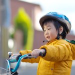 子どもと公道を自転車で走るには?決まりや準備と注意点について