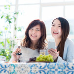 ママになると友だちと疎遠になる？ならないコツとママ友との関係