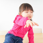 4歳の女の子の反抗期に疲れたママへ。4歳特有の特徴と対処方法