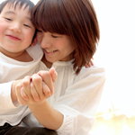 しつけでの甘えと甘やかし。違いを知り子どもの自立を育もう
