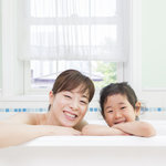 子どもとバスタイムを楽しもう!お悩み解消法と笑顔になるバスグッズ