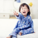 悩みが多い子どもの夜の行動。笑顔で暮らすためのコツを紹介